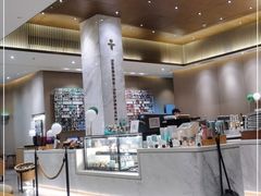 -星巴克臻选(深圳龙华红山天虹店)