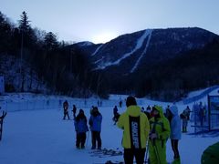 -亚布力新体委滑雪场