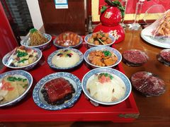 -蓝田九大碗民俗食府(蓝田店)