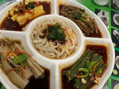 -令氏家外家周秦食府(高新店)