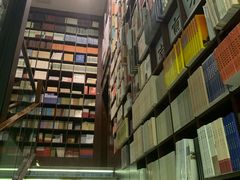 -新华书店(新街口旗舰店)