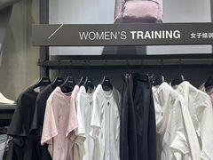 -迪桑特DESCENTE(青岛山东路万象城店)