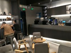 -瑞幸咖啡(怡富广场店)