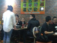 等位区-韩金利串店(让胡路店)