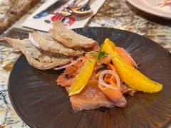 冷熏洋葱三文鱼-BROWNSTONE布朗石西班牙餐厅(富城店)