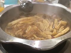 红烧牛肉锅-美兰春记食店·龙舌坡红烧牛肉
