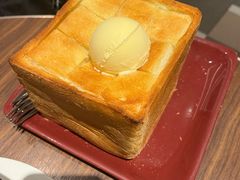 -港丽餐厅(正大店)