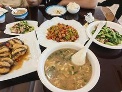 -喜乐餐厅•灯笼虾球首创者•本地小海鲜(二马路店)