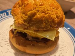 广州首创Big Men菠萝包-敏华冰厅(天河城店)