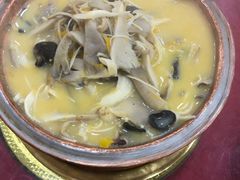 -绿岛酒楼(小海地店)