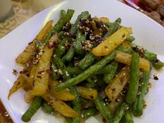 新疆小炒-维吾尔餐厅(宜山路店)