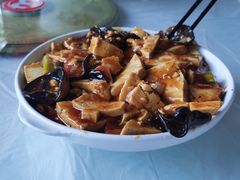 家常豆腐-何适山庄 ·可团建(水长城P2停车场店)