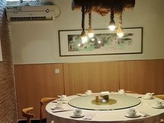 -苹果树下艺术餐厅(宋庄店)