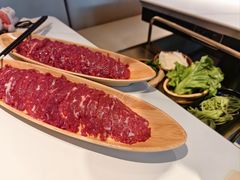 -左庭右院鲜牛肉火锅(金山万达店)