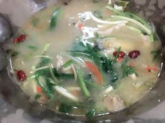 -姚记抚仙湖野生菌石锅鱼庄
