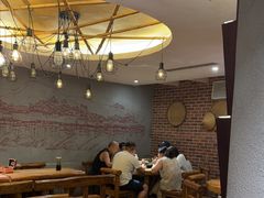 -万记麻辣烫国展总店