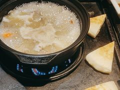 -有一锅·野生菌黑山羊腊排骨火锅(古城北门店)