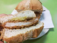 猪扒包-胜利茶餐室