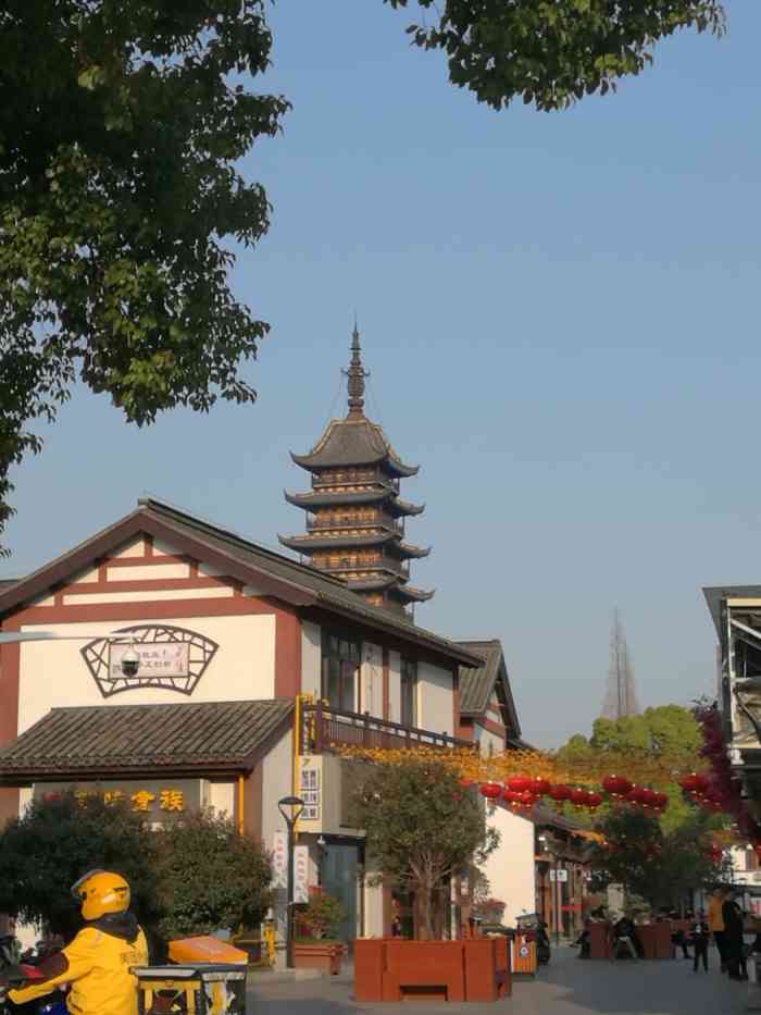 方塔步行街-"步行街还可以,每天都很热闹,商家都还可以.