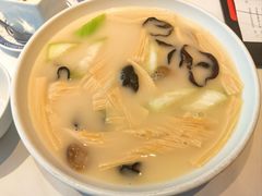 -汤城小厨•粤菜•靓汤(金宝街店)