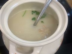 鸭汤-六和聚传统烤鸭.天津菜(和平店)