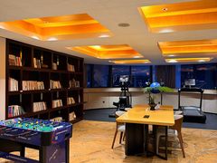 -深圳罗湖东门步行街亚朵X酒店