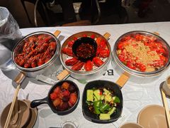 -巴厘龙虾·榜首油焖大虾(音乐学院·沿江酒馆店)