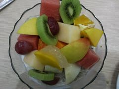 -佰搭果·广式茶餐厅(西华路店)