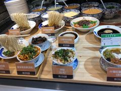 -八一好吃街·高品美食广场