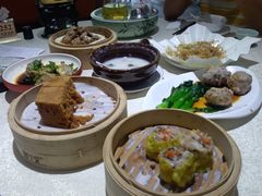 -聚鲜港（五洞）牛肉自选火锅