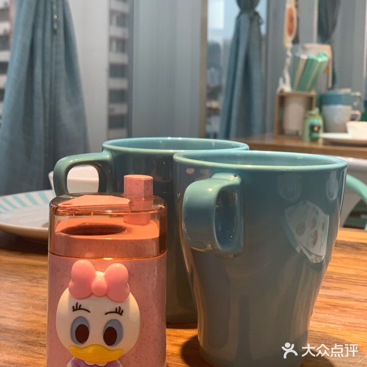贵阳家常菜 | 可以俯瞰城中夜景的小雅