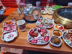 -汉江山料理级自助烤肉(荆州万达店)