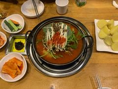 -喇喇排骨火锅·传统韩式脊骨汤(望京西园总店)
