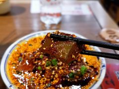 -肖四女乐山跷脚牛肉(世博源店)