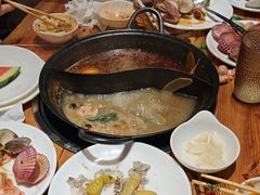 -香逸山自助火锅