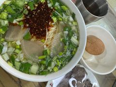 -陇上全荟兰州传统牛肉面(延吉路店)