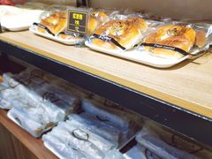 -韩国利尔面包(桂林路店)