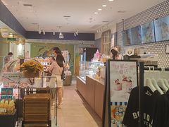 -PARIS BAGUETTE巴黎贝甜(周浦万达店)