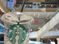 -星巴克(广州中华广场B1层店)