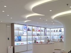 -光华眼科配镜中心·蔡司·尼康·依视路授权店