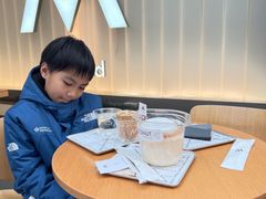 -M Stand(上海人民广场来福士店)