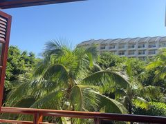-亚龙湾喜来登·美景台大堂吧