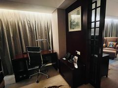-广州白云机场雅高铂尔曼大酒店