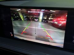 -大宁国际商业广场-地下停车库