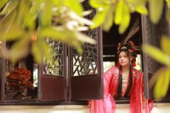 -一揽芳华汉服旗袍体验馆(拙政园店)