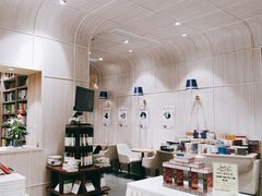 -钟书阁(群光广场店)