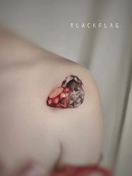 -黑旗纹身