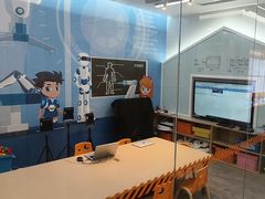 -斯坦星球AI编程·机器人科创·科学实验·信奥·思维·STEM·乐高·竞赛考级(长宁虹桥大融城荟聚中心)