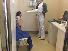 -瑞尔齿科(上海长风大悦城店)