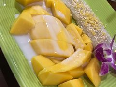-Dang restaurant (patong phuket)